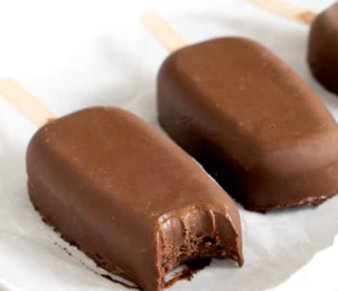 Chocolate Pudding Popsicles